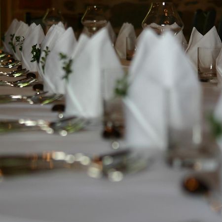 Klasztor Cedynia Hotel Luaran gambar