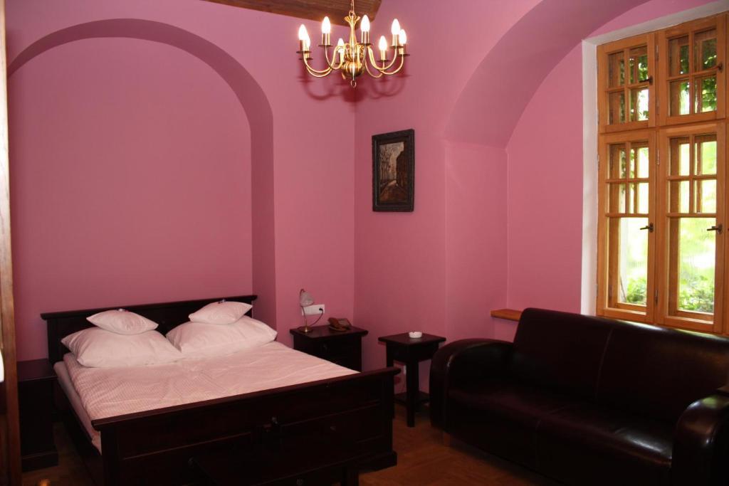 Klasztor Cedynia Hotel Bilik gambar
