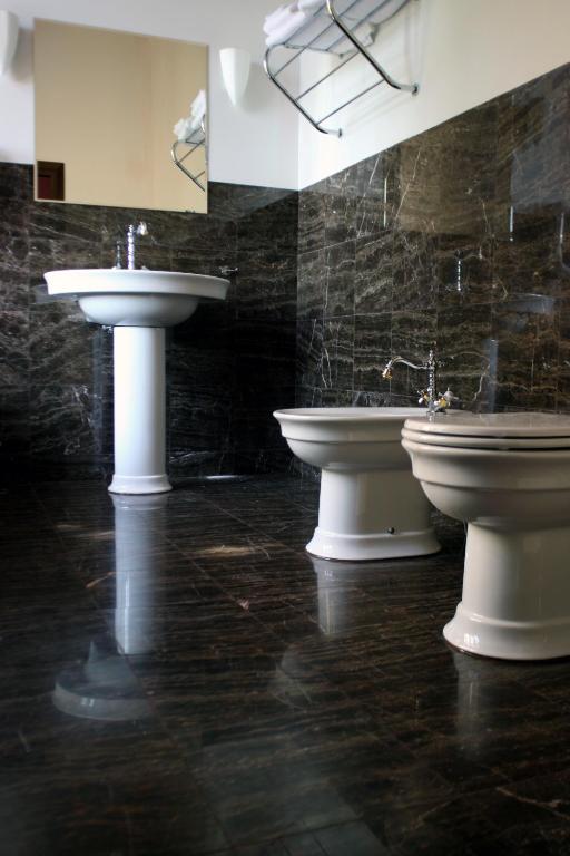 Klasztor Cedynia Hotel Luaran gambar